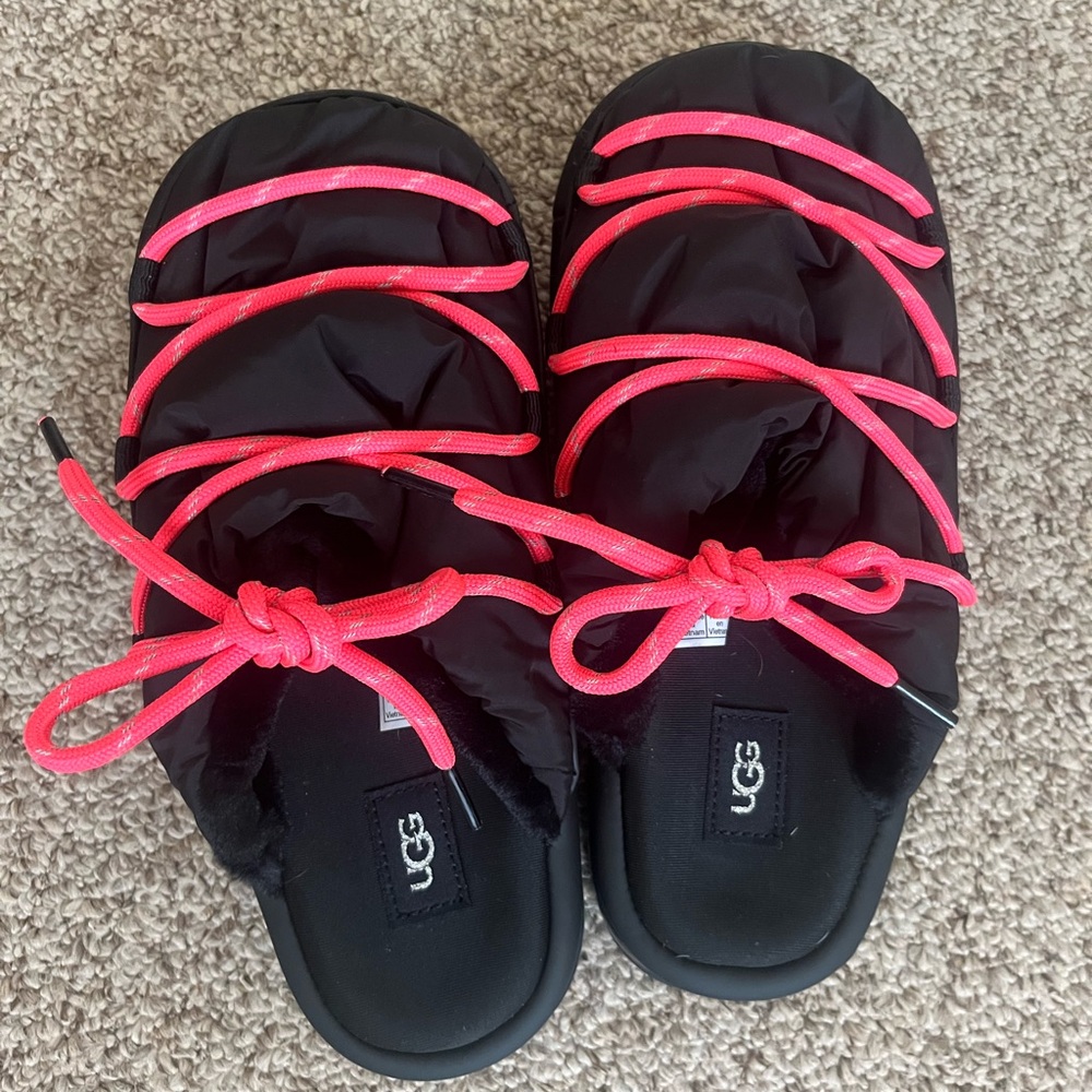 UGG Spaceslider Tech Slide size 7